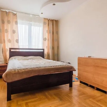 Kvartira Na Surhanava 76 Apartment *